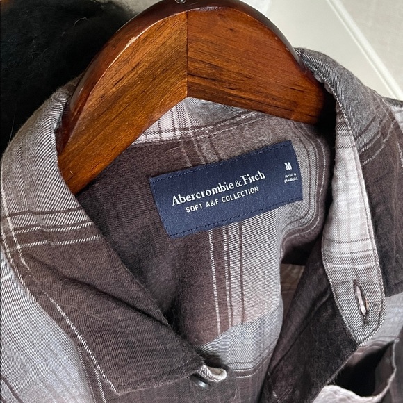 Abercrombie & Fitch Soft AF Dark Brown Plaid Shirt - Picture 8 of 14